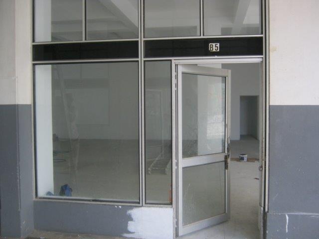 To Let Commercial Property for Rent in Strand Central Western Cape